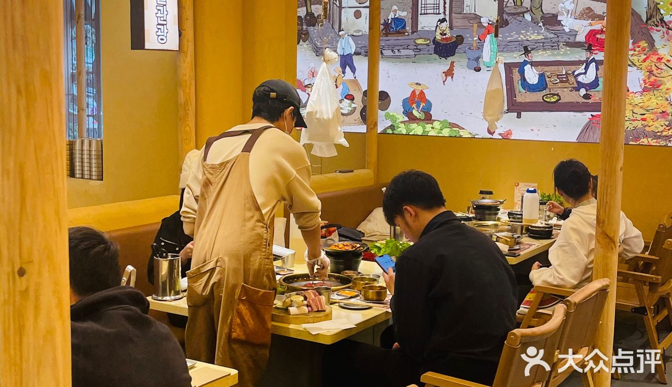 今天吃什么⁉️来广州top1的烤肉店丨蚂蚁洞🐜