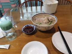 -易老妈蹄花.创于1935(总店)