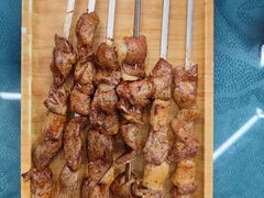 -乡村馕坑肉·烧烤·新疆菜·本地人更爱吃(阿勒泰首店)