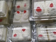 -红宝石·鲜奶小方·海派西点房(南丹店)