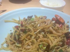 -渝信川菜 · 川味家常菜(长安店)