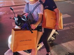 -LV路易威登(贵和购物中心店)