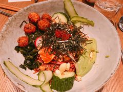 煎三文鱼腌蘑菇和风碗配红米-Wagas沃歌斯(合生汇店)