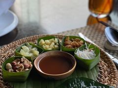 小吃拼盘-食肆&Fourteen(武林夜市店)