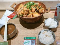 -成都你六姐·牛肉冒菜(信泰中心商场店)