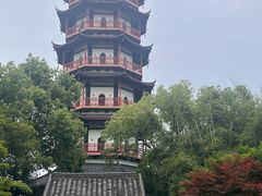 -绳金塔