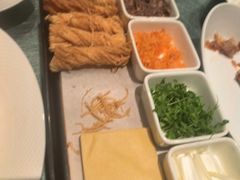 -凤凰园烤鸭店·唐山菜·传承花椒肉(老唐丰路店)