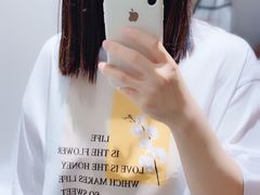 -URBAN REVIVO(济南领秀城贵和购物中心店)
