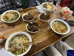 牛肉面-正宗牛骨粉(铁路八村东区店)