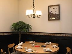 卡座-李子坝梁山鸡(北碚万达五鸡哥店)