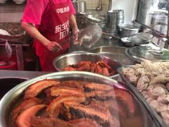 -肥佬良扣肉粉面店(梧州总店)
