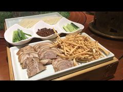 -老阿妈蒙古村·蒙古包·草原文化·歌舞表演(老君堂店)