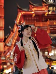 -汉仪华裳汉服馆(打浦桥店)