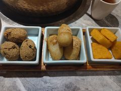 -野山舂·贵州现舂酸汤牛肉(民生路店)