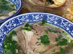 -丰登陕西水盆牛羊肉·泡馍