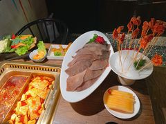 -九鼎轩脆毛肚火锅(三钢里店)