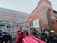 -北医三院门诊部-地上停车场