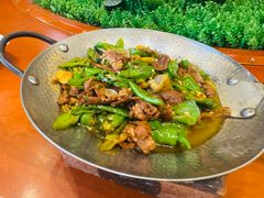 -老街坊美食汇(玉兰大街店)