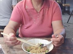 -席娜卡琳火车铁道夜市