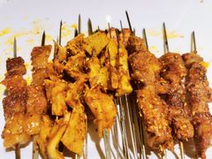 -三个大叔烤羊肉串·炭炉砂锅菜(西三旗店)