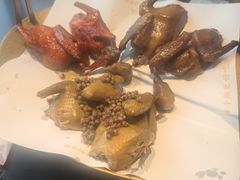 -鸽子侯·家宴·平价海鲜(市图书馆店)