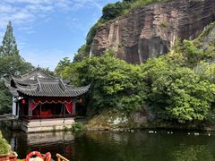 -绍兴东湖风景区