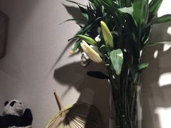 -八月美食小馆(银泰城总店)