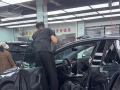 -新月LLumar龙膜汽车贴膜官方授权(肖村桥店)