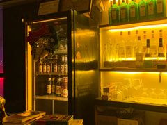 -Mx.cocktail bar