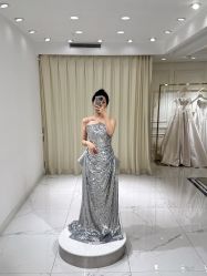 点击看大图 -拉瑞娜LaReine婚纱礼服高级定制