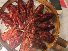 -巴厘龙虾·榜首油焖大虾(音乐学院·沿江酒馆店)