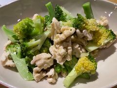 西蓝花拌桃仁-赤宴·川菜(玉林店)
