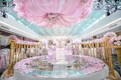 -花轿喜屋婚礼策划