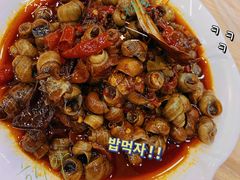 -江城燕子大排档(江汉路步行街店)