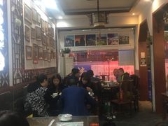 大堂-临街徽菜馆·正宗黄山味