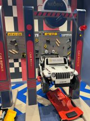 -奈尔宝家庭中心·亲子餐厅(北京东坝万达店)