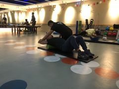 -康慈健身(雅戈尔雷迪森广场店)