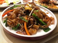 -八府香鸭·啫啫煲(华山路店)