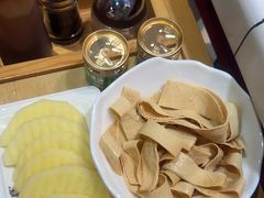-蛙一刀·麻椒鱼火锅(金仙桥店)