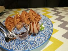 -咖啡人·融合餐厅(万达环宇店)