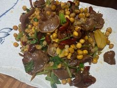 绊猪舌-渔太泰漓江小馆·广西融合菜(西街店)