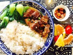 -蜗牛小馆醉乡民谣云南菜(惠新西里店)