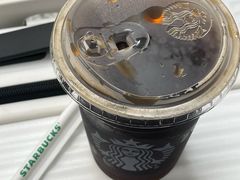 -星巴克(上海虹桥站2A检票口)