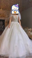 点击看大图 -伯瓷皇后婚纱艺术空间