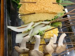 -灌县老妈砂锅串串香(万科红生活广场店)
