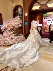 -Flora婚纱礼服定制租赁店