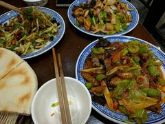 炒肥肠&nbsp;&nbsp;回锅肉&nbsp;&nbsp;炒粉条-小清花粥铺(青年南街店)