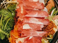 部队锅-MI WU FACTORY米屋美食工厂餐厅(绿地店)