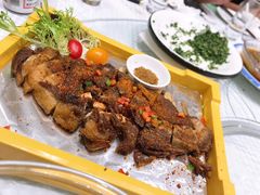 -王朝大酒店徐汇店-地面停车场