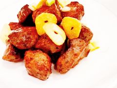 蒜片一口牛柳粒-翠园(北京王府中环店)